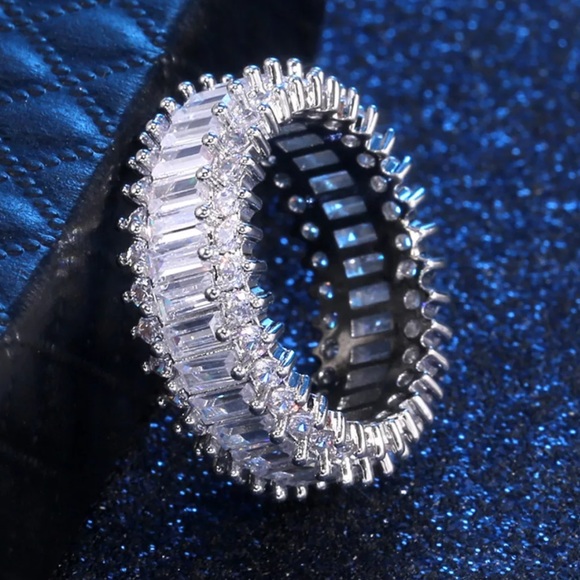 New Baguette 925 Sterling Silver Engagement Ring - Picture 6 of 7